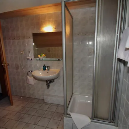 酒店 Ratsschaenke - Garni 吉夫霍恩